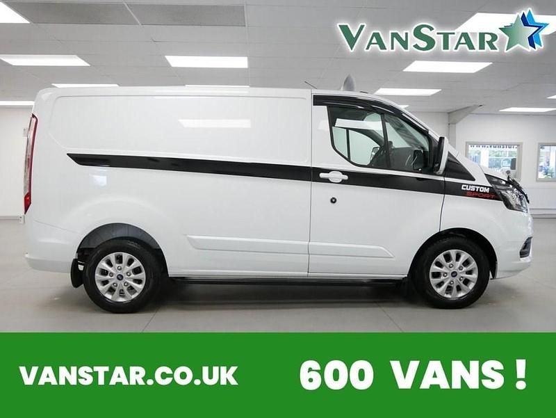 White Used 2022 Ford Transit Custom Limited | £18,489 (Fair price) - Image 1/4