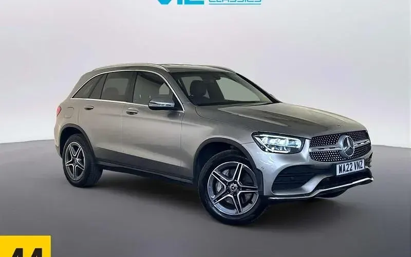 Used Mercedes E300 AMG line 320 HP (235 kW) 2022 Estate