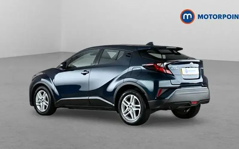 Used Toyota C-HR 122 HP (89 kW) 2023 Blue SUV