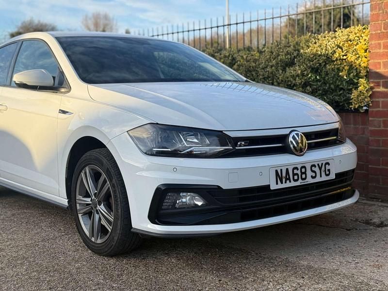 Used VW Polo R-line 115 HP (84 kW) 2018 White Hatchback