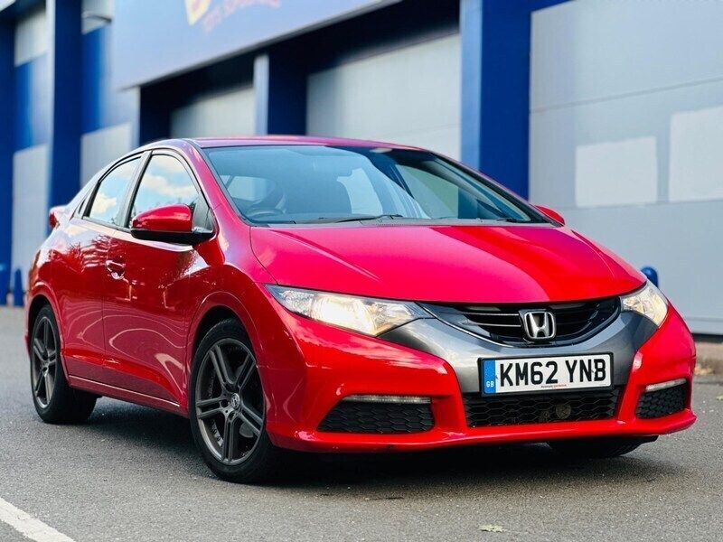 Red Used 2013 Honda Civic S Hatchback | £3,795 (Good price) - Image 1/4