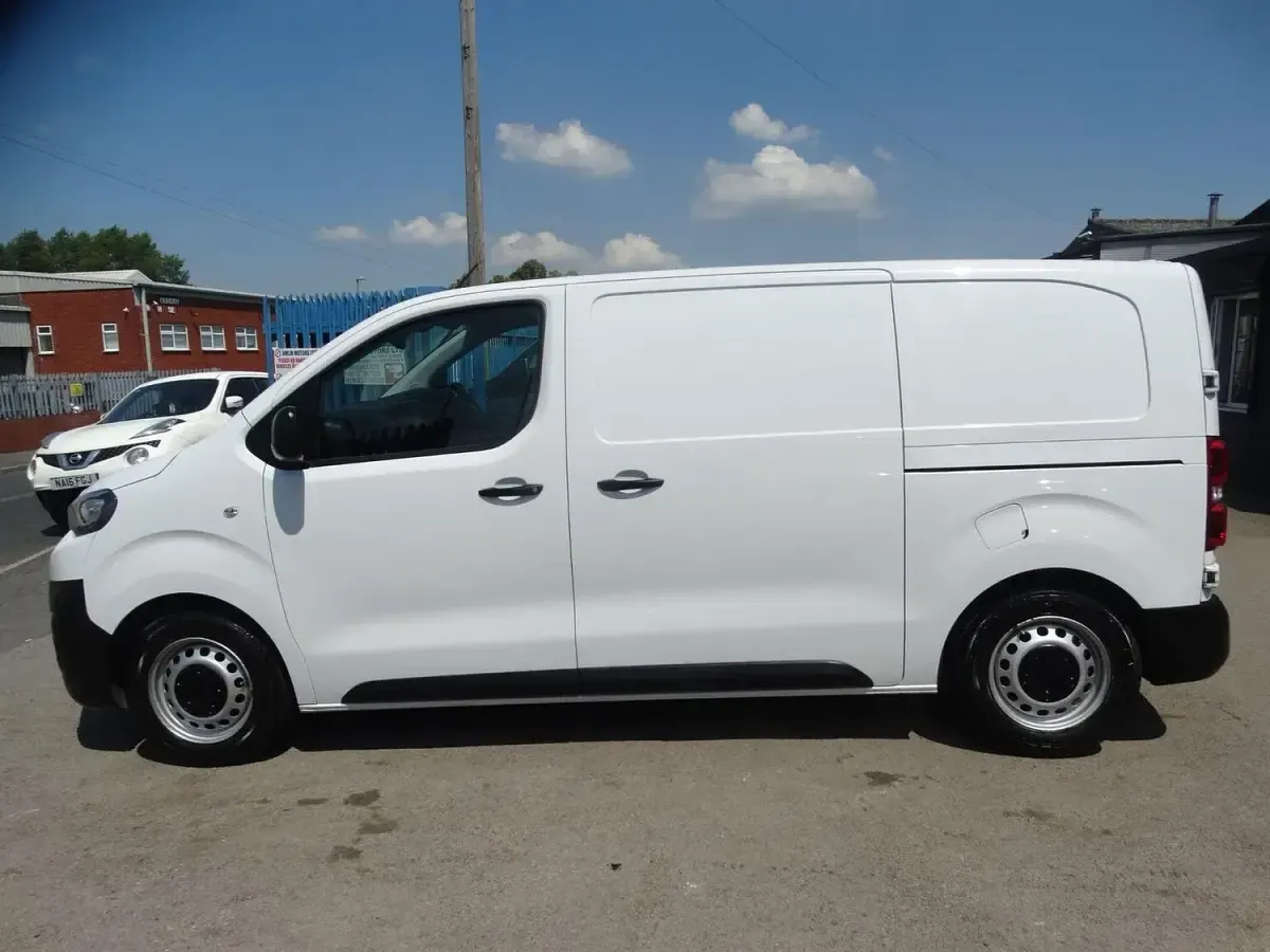 Used Peugeot Expert Premium 2023 White Van