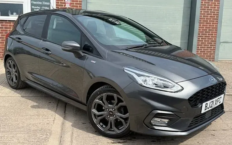 Usado Ford Fiesta ST-Line 125 HP (91 kW) 2021 Citadino