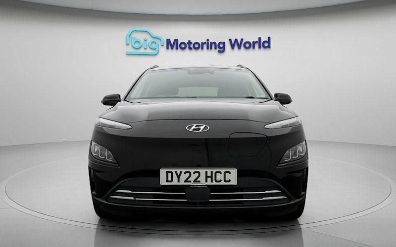 Second-hand Hyundai Kona Premium 150 kW (204 CP) 2022 Negru SUV