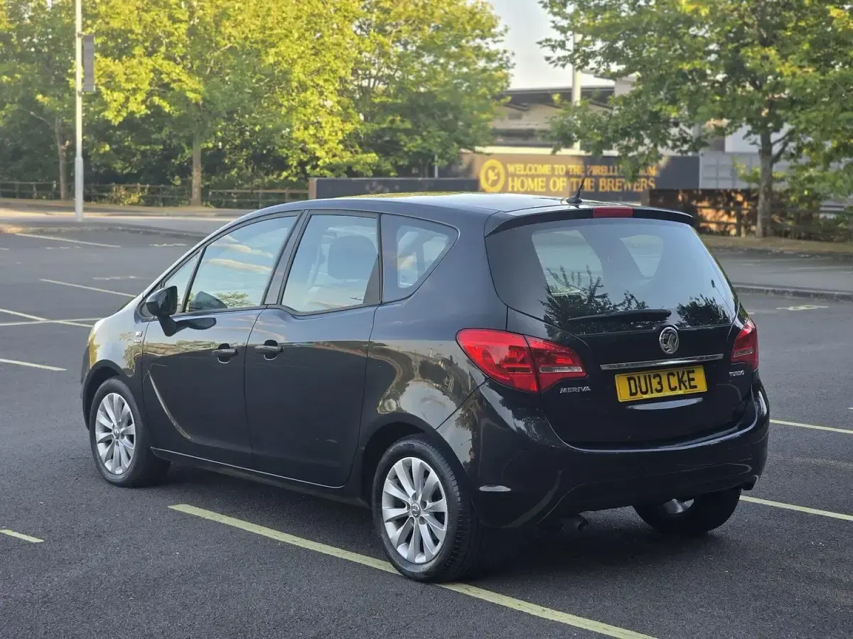 Used Vauxhall Meriva Active 2013 Black MPV