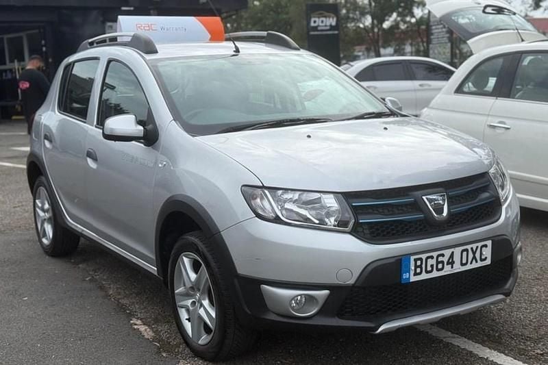 Used 2014 Dacia Sandero Lauréate | £2,000 (Good price) - Image 1/1