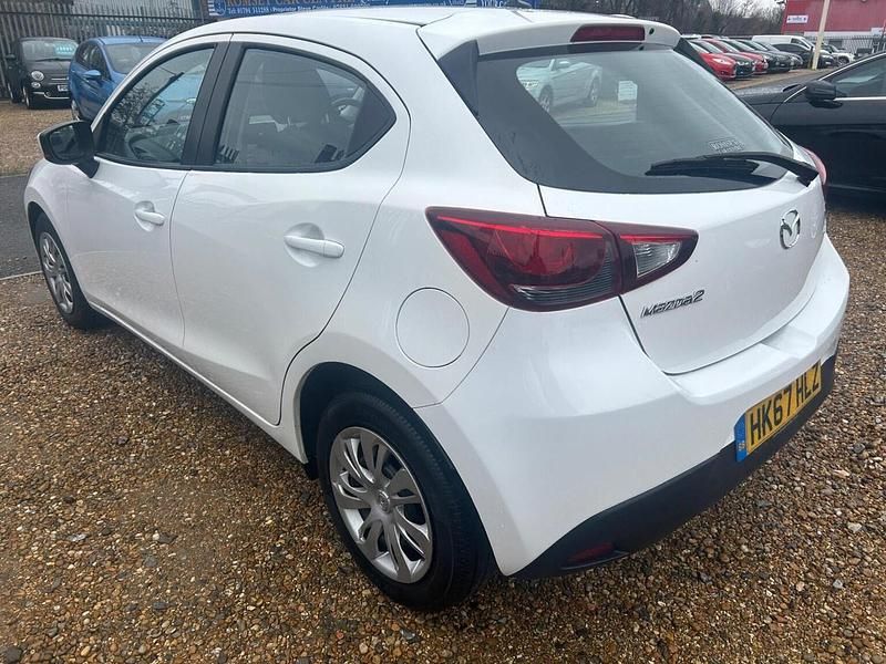 Used Mazda 2 2018 White Hatchback