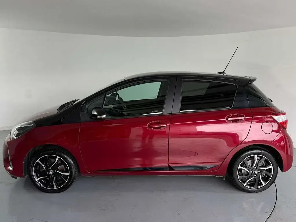 Used Toyota Yaris 109 HP (80 kW) 2017 Other Hatchback