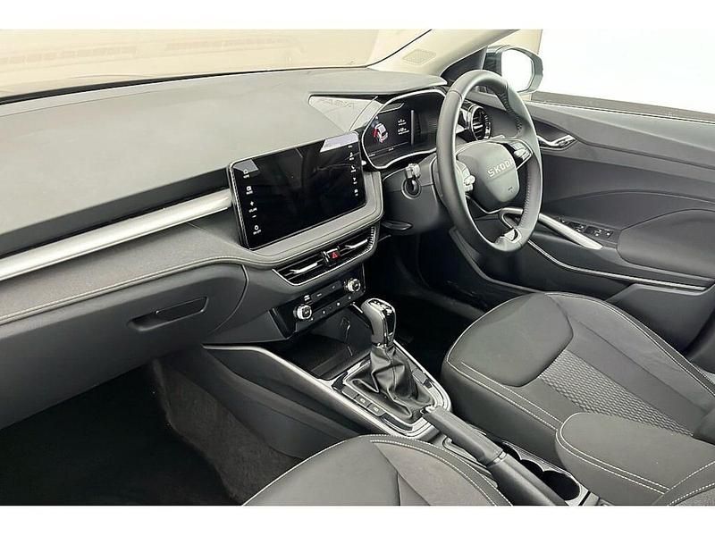 Used Skoda Fabia SE L 85 HP (62 kW) 2025 Black magic pearl effect Hatchback