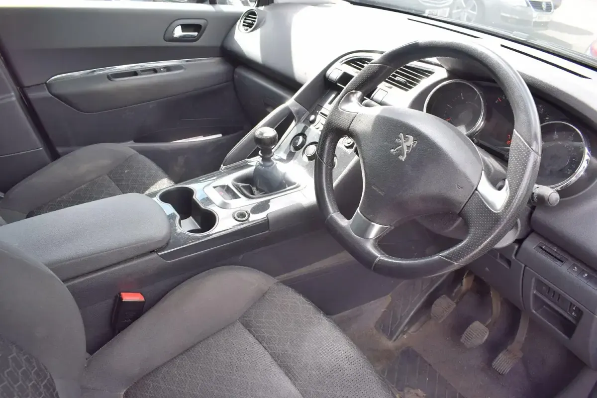 Used Peugeot 3008 Active 2015 Black Estate