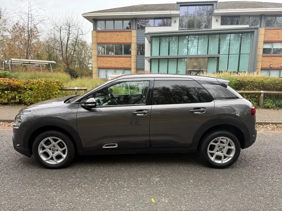Used Citroën C4 Cactus PureTech 2019 Metallic grey Hatchback