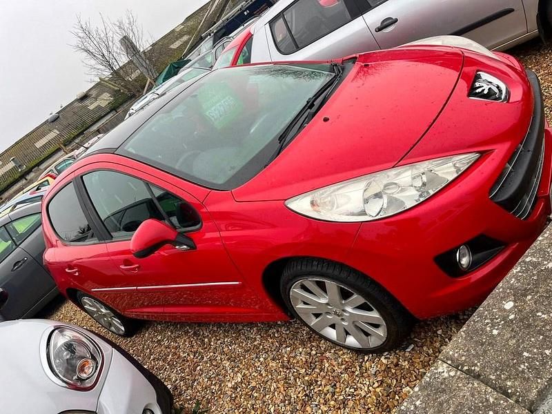 Used Peugeot 207 Allure 92 HP (67 kW) 2012 Red Hatchback