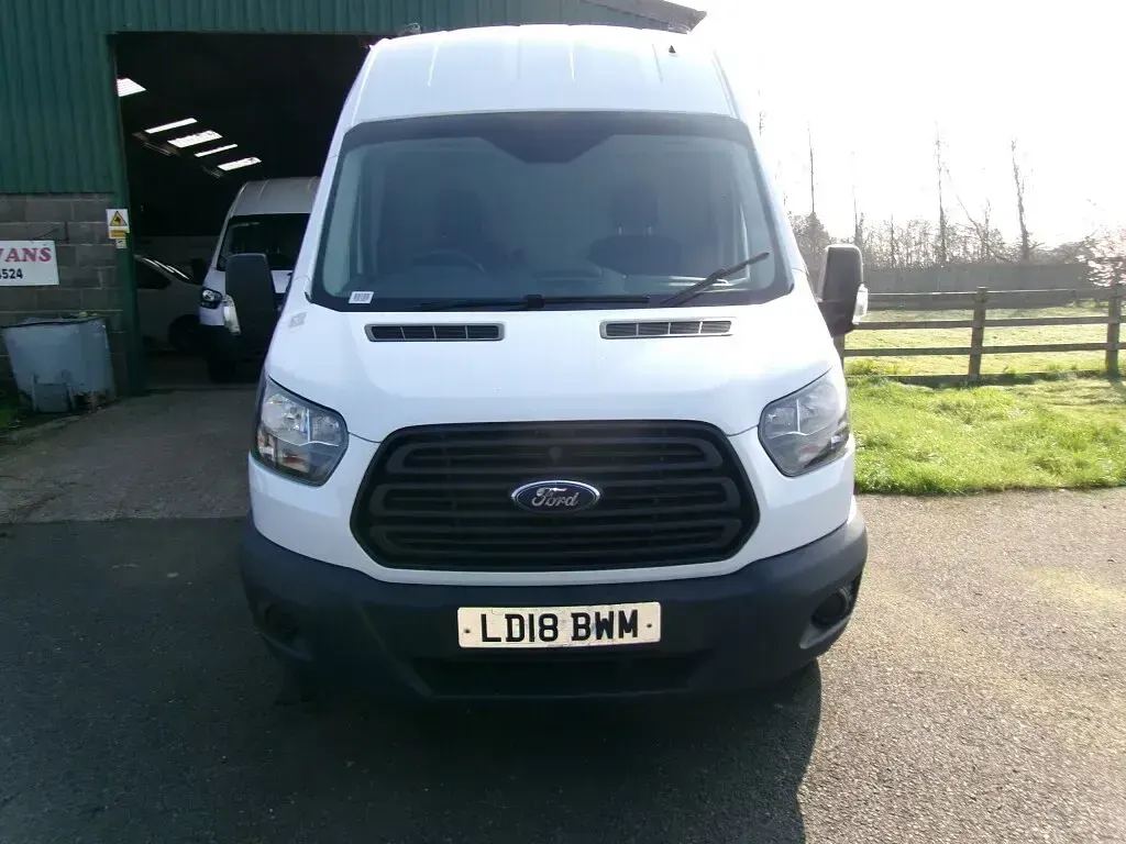 Used Ford Transit 130 HP (95 kW) 2018 White Van