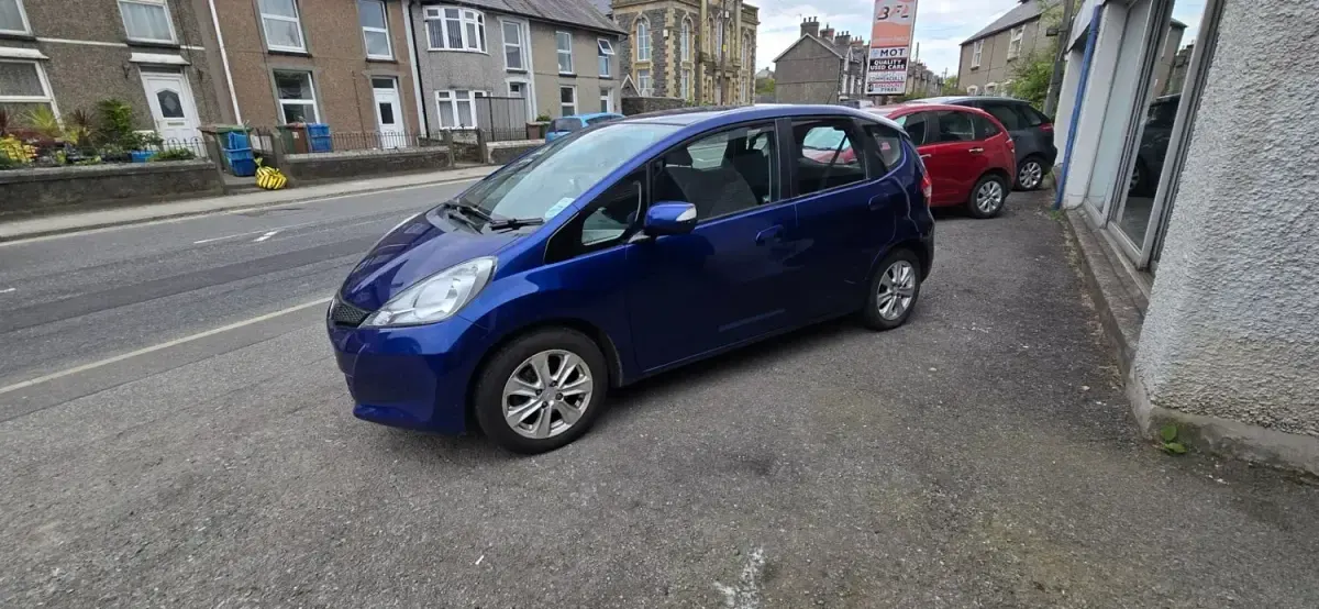 Second-hand Honda Jazz ES 2011 Albastru Hatchback