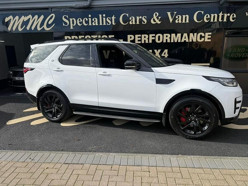 Used Land Rover Discovery 5 Landmark 306 HP (225 kW) 2020 White SUV