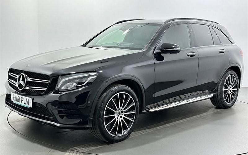 Used Mercedes GLC250 AMG Line Premium 211 HP (155 kW) 2018 Black Estate