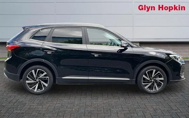New MG ZS Trophy 196 HP (144 kW) 2026 Black SUV