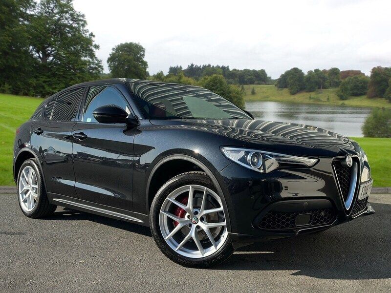 Black Used 2018 Alfa Romeo Stelvio SUV | £22,250 (A bit pricey) - Image 1/4