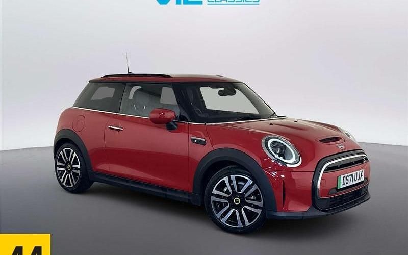 Used Mini Cooper Level 2 135 kW (184 HP) 2023 Hatchback
