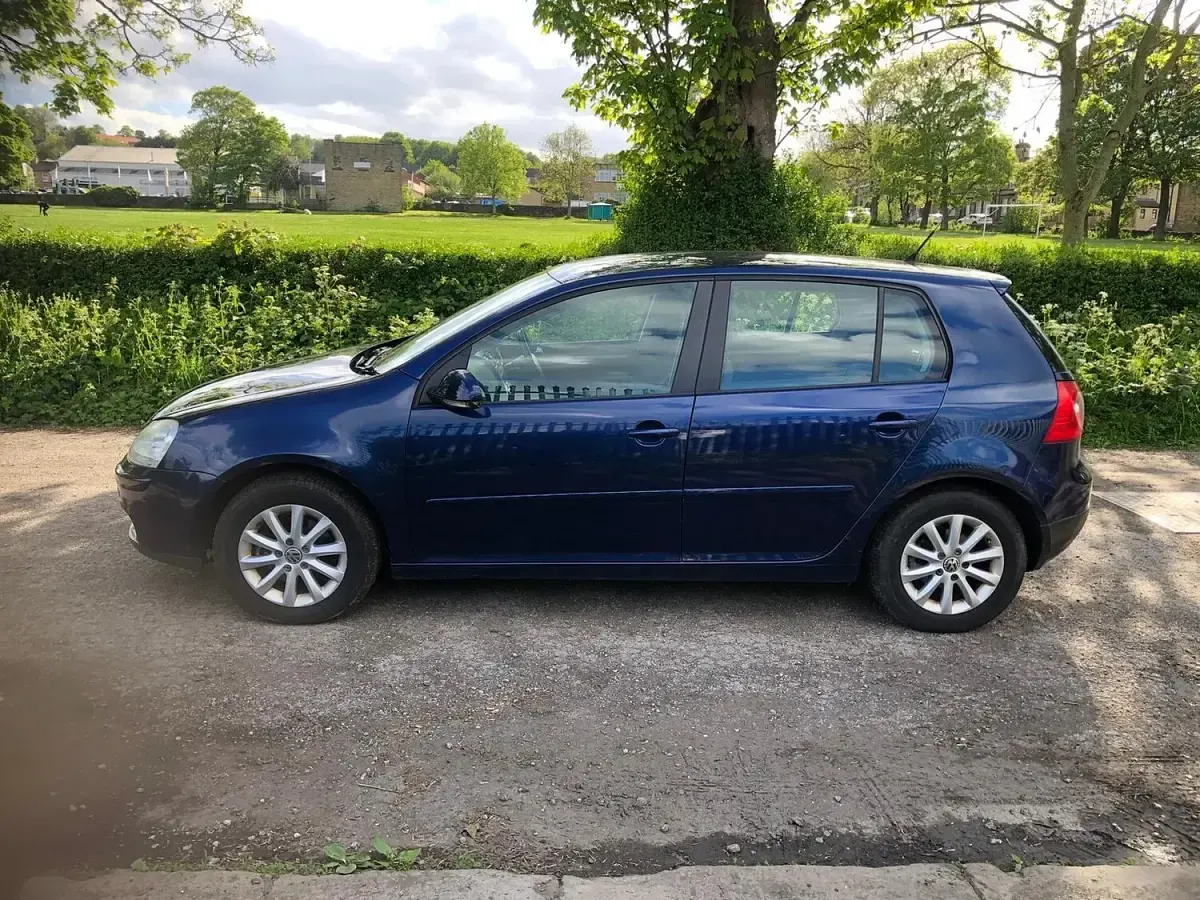 Used VW Golf V Match 105 HP (77 kW) 2008 Blue Hatchback