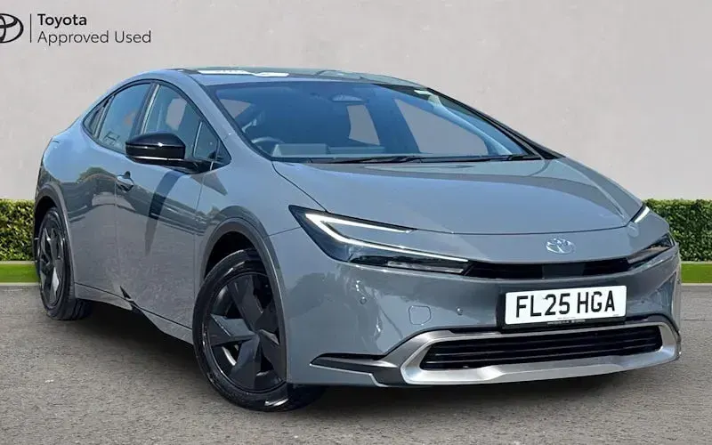 Used Toyota Prius Design 223 HP (164 kW) 2025 Hatchback