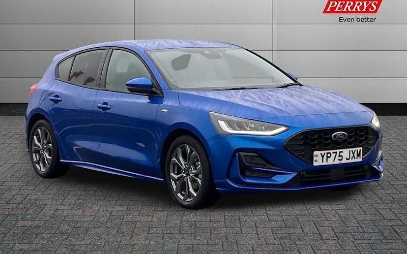 Used 2025 Ford Focus ST-Line Hatchback | £19,999 (Fair price) - Image 1/4