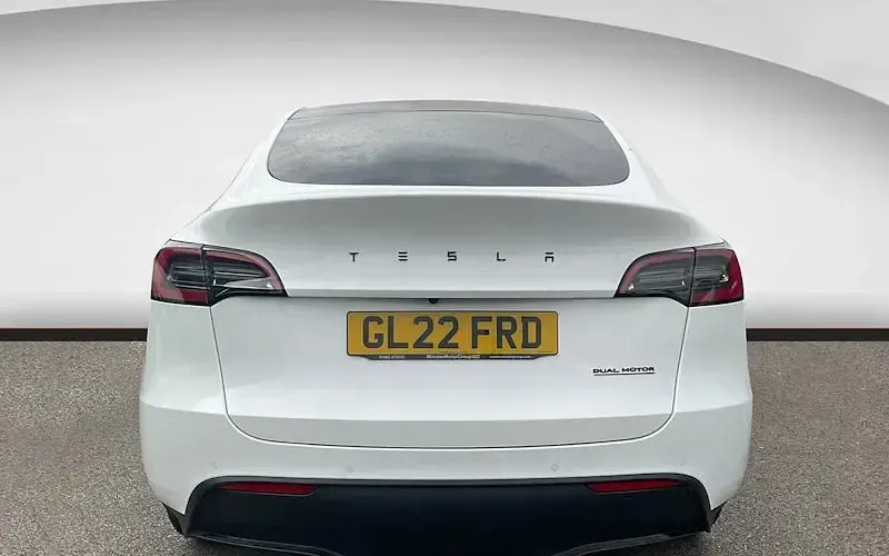 Used Tesla Model Y Long Range AWD 286 kW (389 HP) 2025 SUV