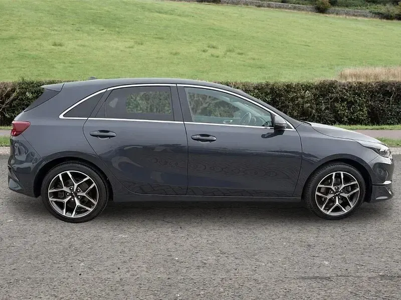 Used Kia Ceed GT-Line 138 HP (101 kW) 2024 Grey Hatchback