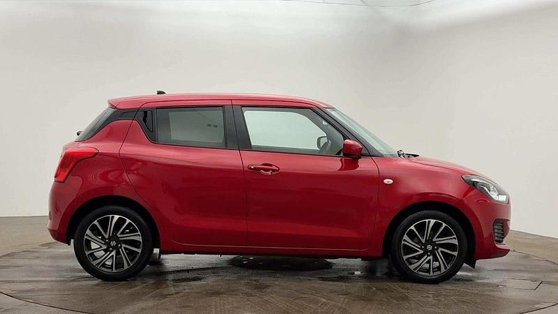 Usado Suzuki Swift SZ-L 2022 Vermelho Citadino