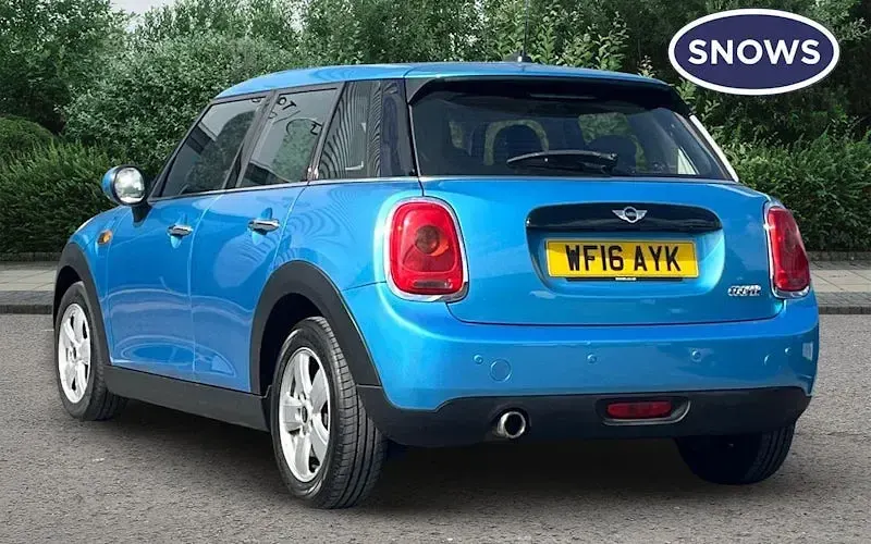 Used Mini Cooper Hatch 136 HP (100 kW) 2016 Blue Hatchback