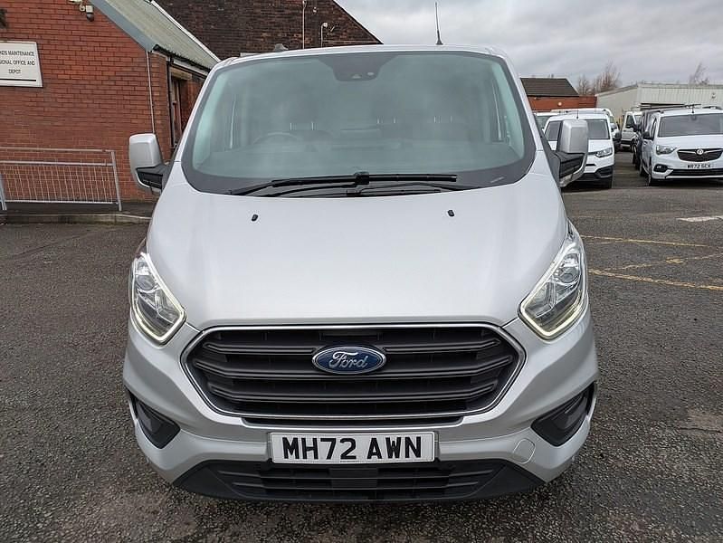 Used Ford Transit Custom Limited 130 HP (95 kW) 2023 Silver Van