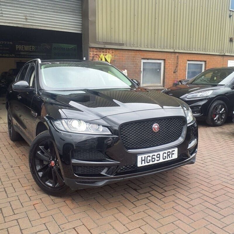 Black Used 2019 Jaguar F-Pace Portfolio SUV | £19,480 (Good price) - Image 1/4
