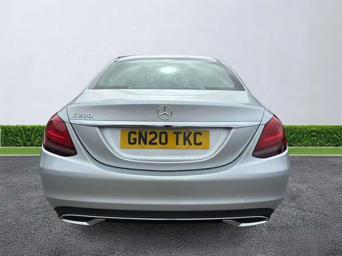 Used Mercedes C200 Premium 190 HP (139 kW) 2020 Silver Sedan