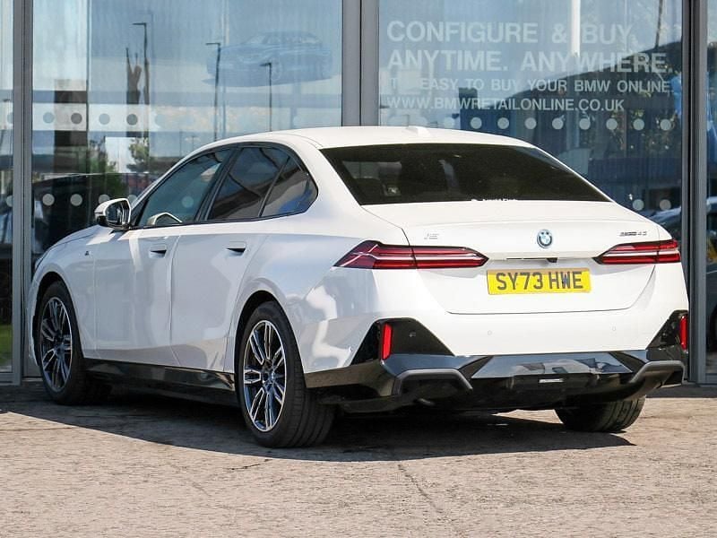 Used BMW i5 M Sport 246 kW (335 HP) 2023 White Sedan