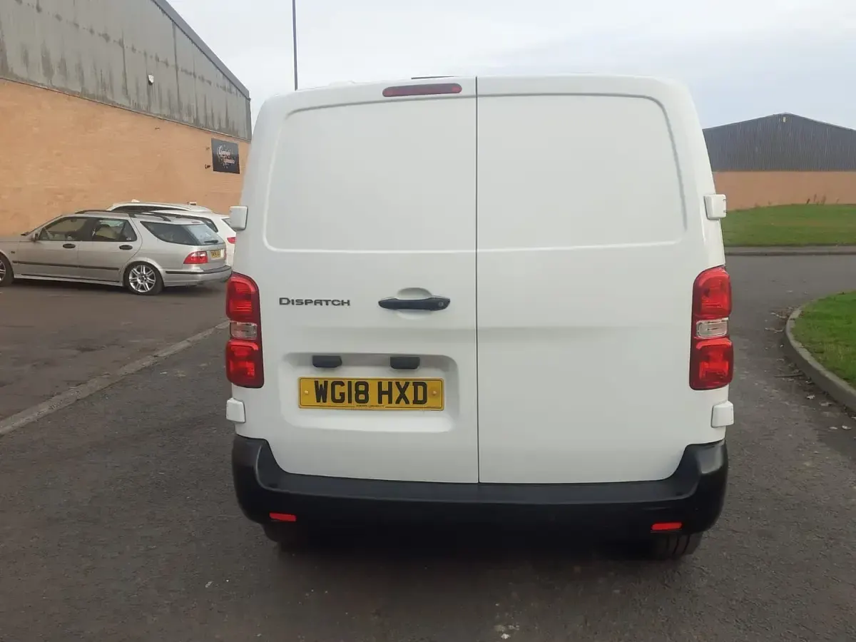 Used Citroën Dispatch 2018 White MPV
