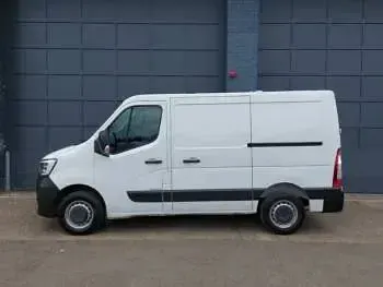 Used Renault Master Business 2023 White MPV