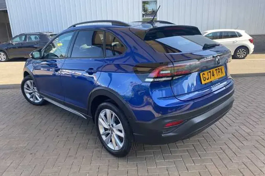 Used VW Taigo Match 115 HP (84 kW) 2024 Blue SUV