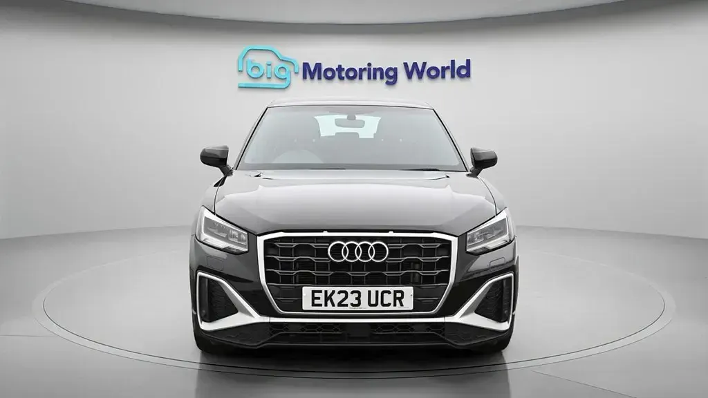 Usado Audi Q2 S-Line 150 CV (110 kW) 2023 Negro SUV