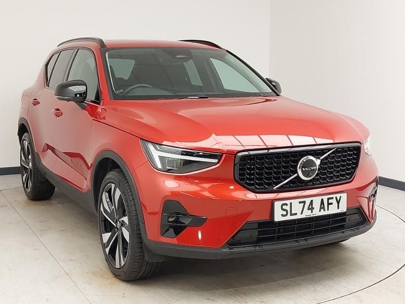Used Volvo XC40 Ultra 197 HP (144 kW) 2024 Red SUV