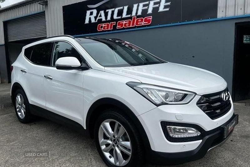 White Used 2015 Hyundai Santa Fe Premium SE SUV | £13,150 (Fair price) - Image 1/1