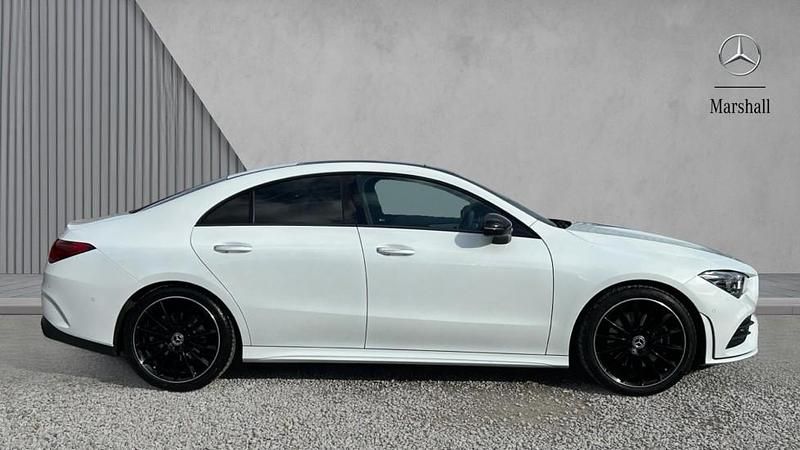 Used Mercedes CLA200 AMG Line Premium Plus 163 HP (119 kW) 2023 Digital white metallic