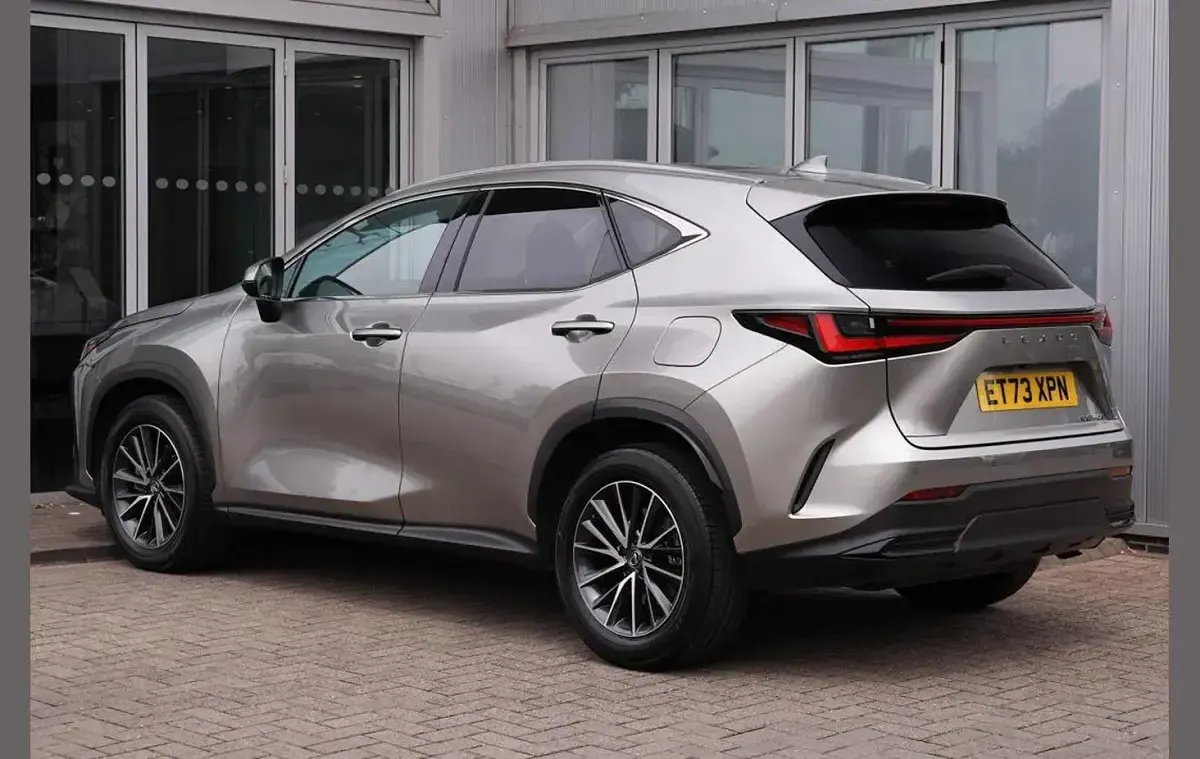 Used Lexus NX350h 239 HP (175 kW) 2023 Silver SUV