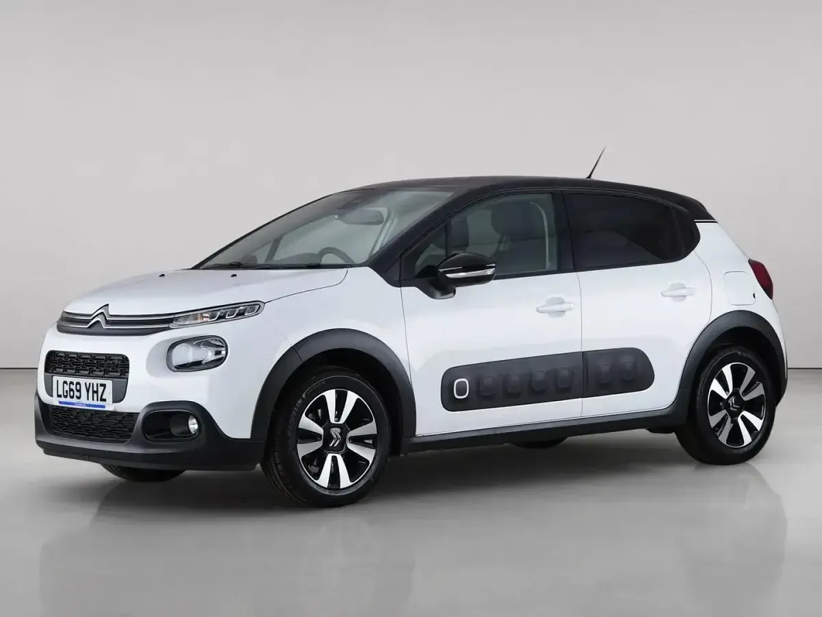 Used Citroën C3 Flair 83 HP (61 kW) 2019 White Hatchback