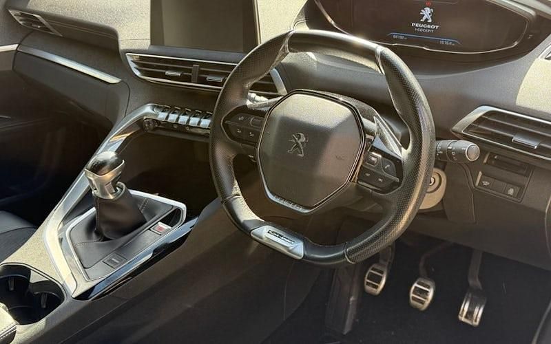 Used Peugeot 5008 GT-line 131 HP (96 kW) 2019 Green SUV