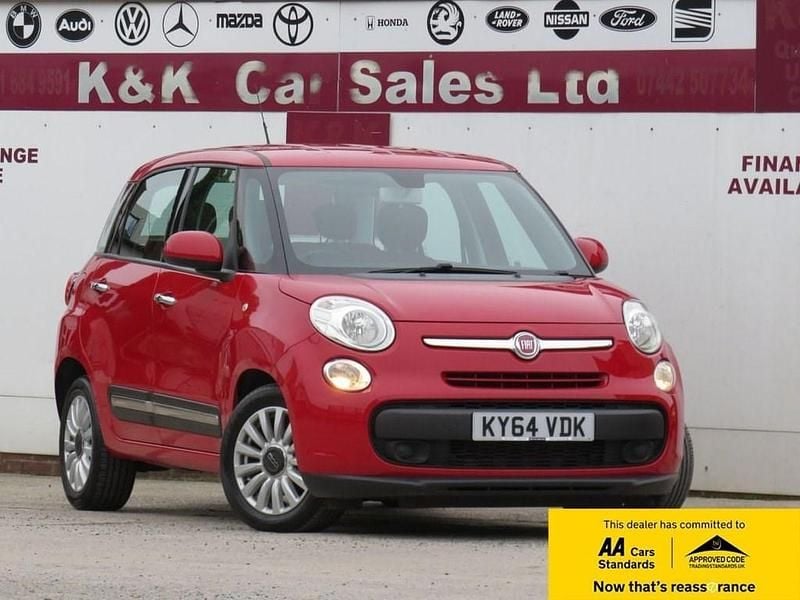 Red Used 2014 Fiat 500L Pop Star MPV | £6,295 (Fair price) - Image 1/4