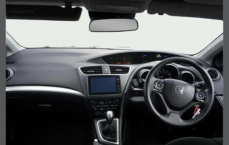 Used Honda Civic SE Plus 98 HP (72 kW) 2017 Black Hatchback