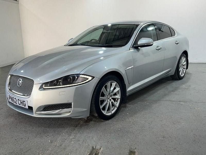 Used Jaguar XF Premium Luxury 190 HP (139 kW) 2012 Silver Sedan