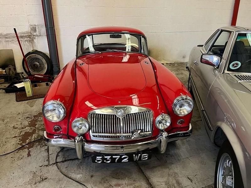 Used MG MGA 1958 Red Coupe