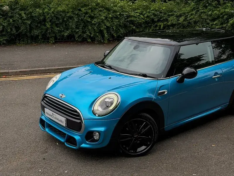 Used Mini John Cooper Works Chili 136 HP (100 kW) 2018 Blue Hatchback