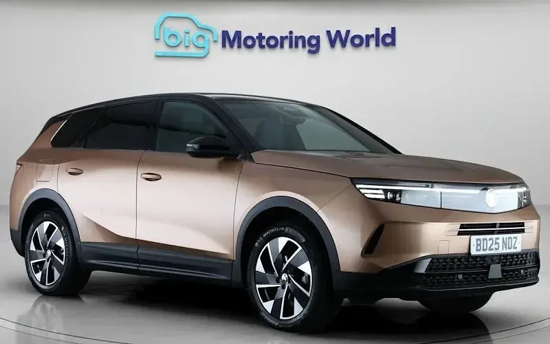Używany Vauxhall Grandland X GSe 136 KM (100 kW) 2025 SUV